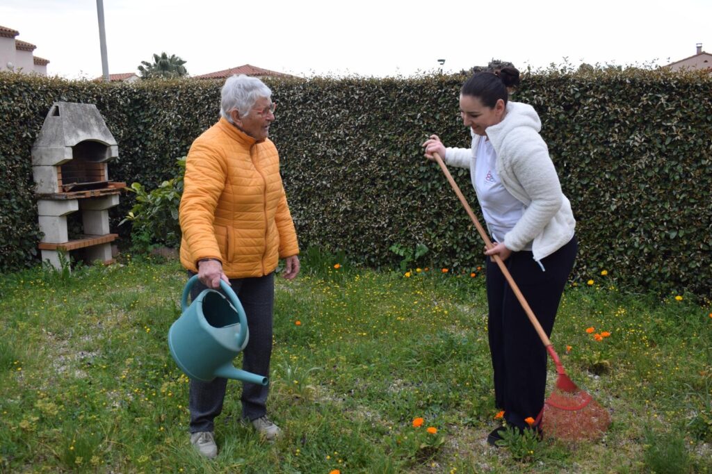 complices-de-vie-aide-soignante-domicile-senior-perpignan-salanque-66